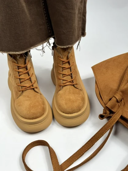 نیم بوت کلارک شیکو 1820