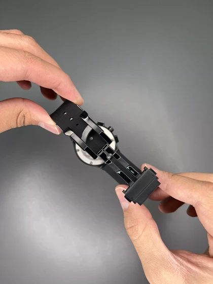 ساعت مچی اوبلو قاب نگین‌دار تمام مشکی Hublot Big Bang