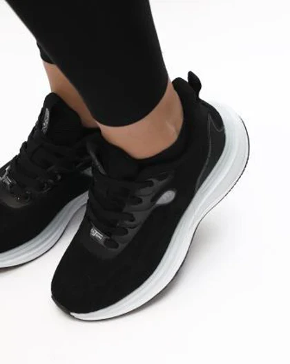 کفش کتانی زنانه مردانه طبی اسکیچرز 237