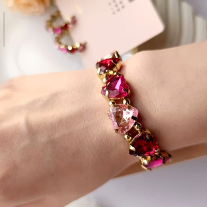 ست دستبند و گوشواره قلبی