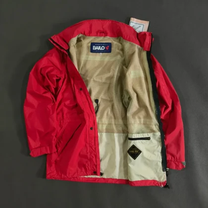 SIZE S-XS کاپشن دوپوش گورتکس حرفه ای استوک اورجینال از برند معتبر Bailo ایتالیا