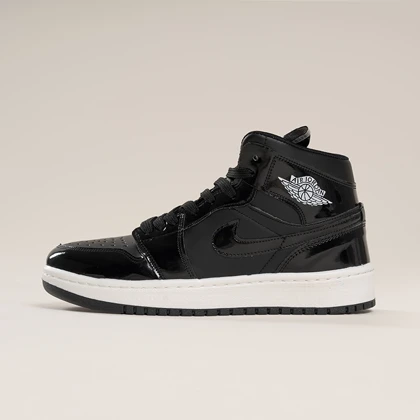 نایک ایر جردن وان ساق‌دار مشکی ورنی زنانه (Nike Air Jordan 1 Glossy Black) کد 2341