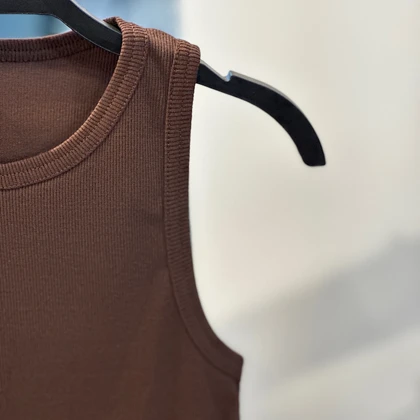 تاپ قهوه ای