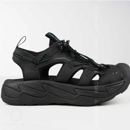صندل اسنوهاک NAICA BLACK