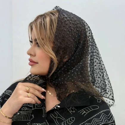 مینی اسکارف توری خال‌خالی