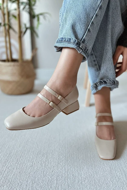 کفش پاشنه‌بلند کلاسیک زنانه polka-store polka-store