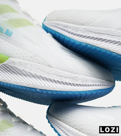 کفش کتانی مردانه و زنانه سفید فسفری Adidas SUPERNOVA 3