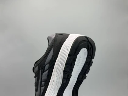کتانی نایکی P6000 مشکی سفید/Nike