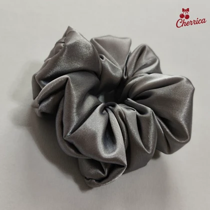 کش اسکرانچی ساتن سایز بزرگ نقره ای کد 3