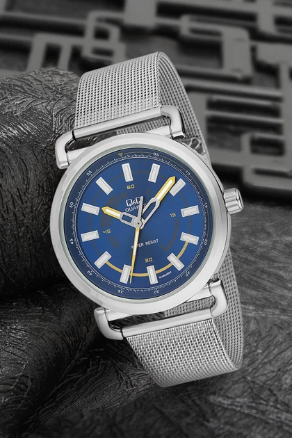 ساعت qandq qandq