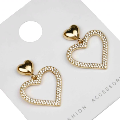 گوشواره قلبی نگین‌دار