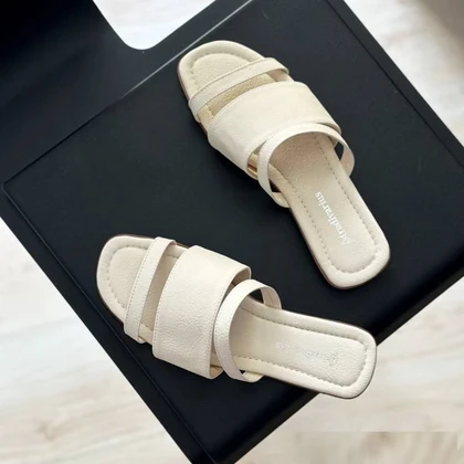 کفش صندل زنانه مدل Stradivarius Sandal - SGr82