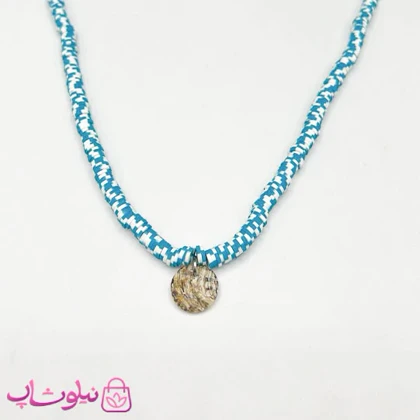 گردنبند زنانه فیمو با طرح آویز سکه ای و رنگ آبی سفید کد 30