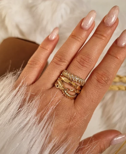 انگشتر طرح طلا A2