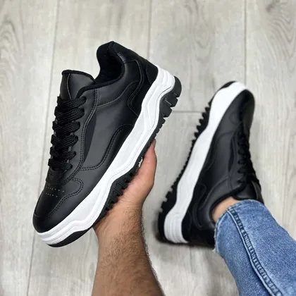کفش برشکا مردانه مشکی زیره سفید bershka