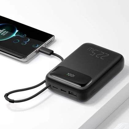 پاوربانک 10000 تایپ‌سی و USB-A توان 22.5 وات مک‌دودو MCDODO MC-324 با کابل تایپ‌سی متصل و نمایشگر دیجیتالی