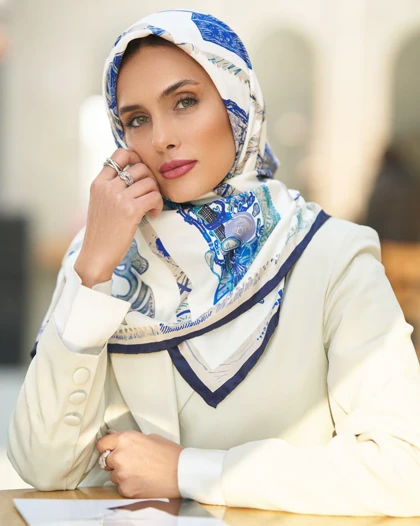 روسری ابریشم دور دست دوز (قواره 90) 30145