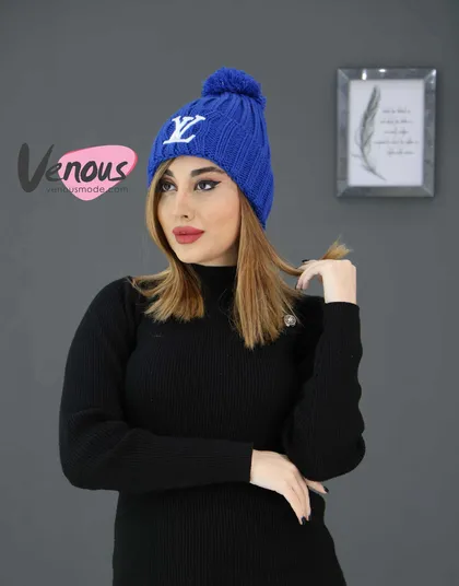 کلاه بافت LV پومدار