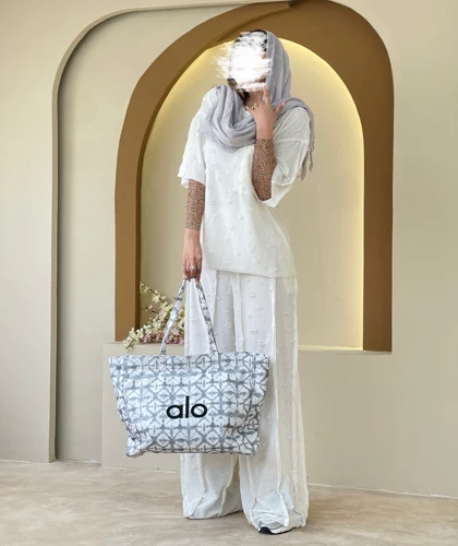 تی‌شرت و شلوار لینن