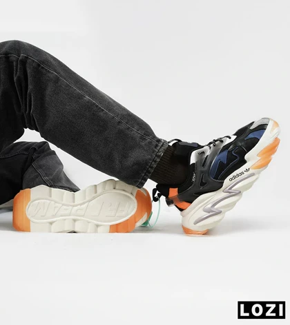 کفش کتانی مردانه مشکی آبی Adidas A700