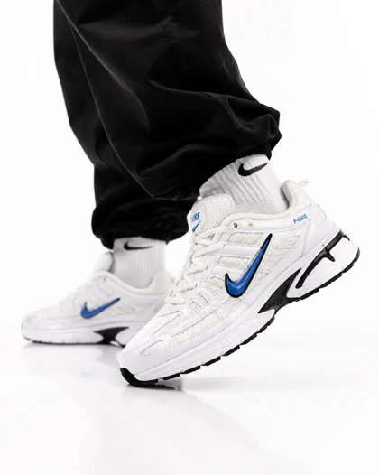 کتانی مردانه مدل رانینگ نایک P6000 سفید آبی NIKE