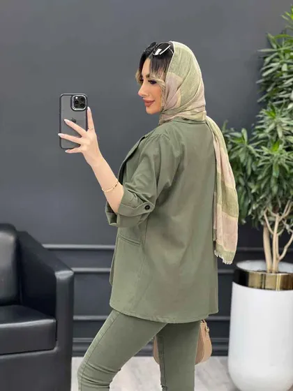 مانتو دو دکمه ثمین