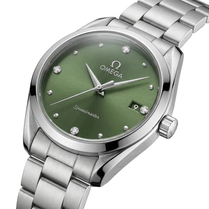 ساعت مچی زنانه امگا SPEEDMASTER مدل OMEGA-5963 نگین‌دار صفحه سبز یشمی بند استیل نقره‌ای