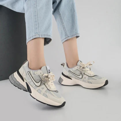 کفش و کتانی زنانه مدل نایک NIKE V2K رنگ کرم مشکی کد K116