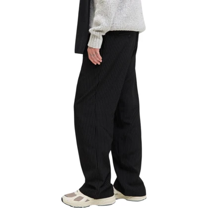 شلوار پارچه‌ای بگ استایل پیله دار از jack & jones کد 298