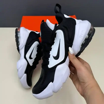 کفش نایک رانینگ ایر مکس ساواج مشکی سفید Nike Air Max Savage Black White