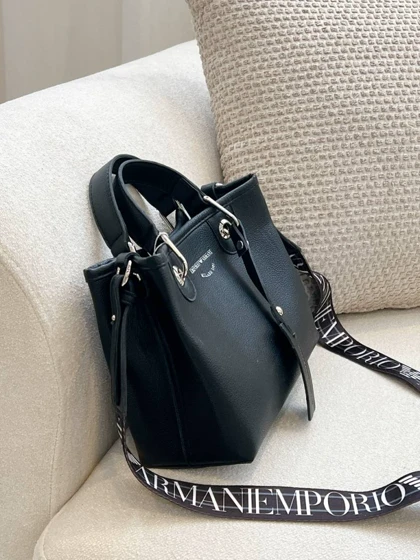 کیف آرمانی 1394