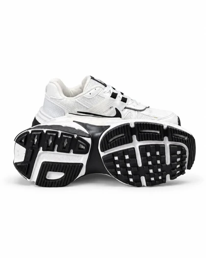 کفش کتانی مردانه نایکیv2k رنگ سفید مشکی Nike V2k