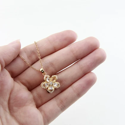 گردنبند دخترانه مدل شبدر