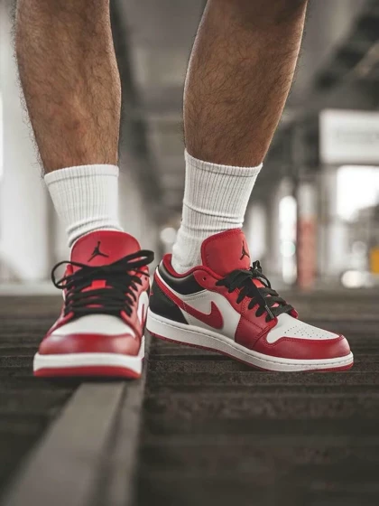 کتانی ویتنامی نایک ایر جردن وان لو ریورس بلک تو nike air jordan 1 low Reverse Black toe