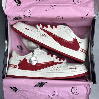 کفش نایک ایر جردن وان لو تراویس اسکات فرگمنت سوپریم Nike Air Jordan 1 Low Travis Scott Fragment Supreme