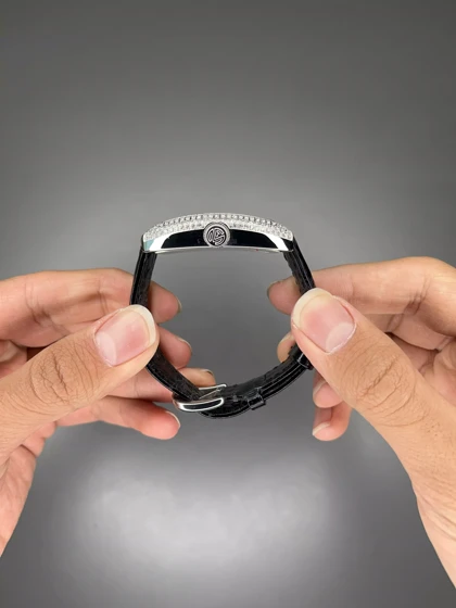 ساعت مچی فرانک مولر قاب سیلور صفحه نگین‌دار Franck Muller