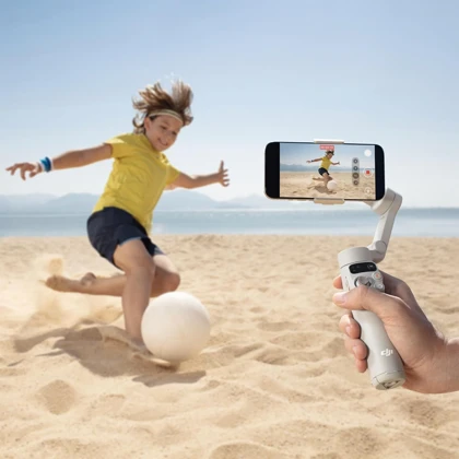 گیمبال و استابلایزر هوشمند سه محوره گوشی موبایل دی‌جی‌آی osmo mobile 7 DS307