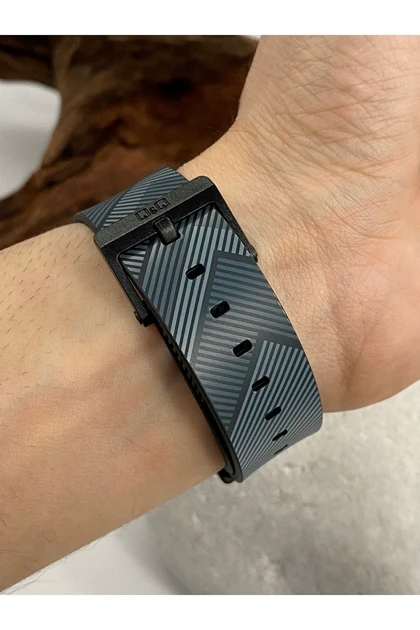 ساعت qandq qandq