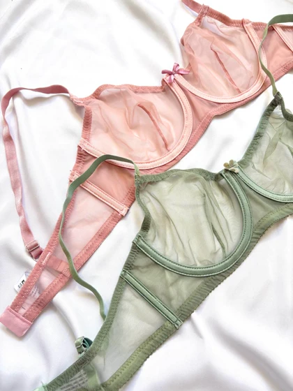 ست شورت و سوتین حریر شیشه‌ای برند مکسوریا