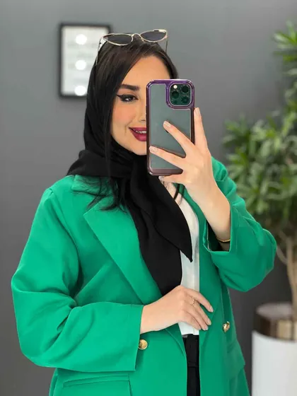 مانتو کتی مازراتی دکمه ژنرالی