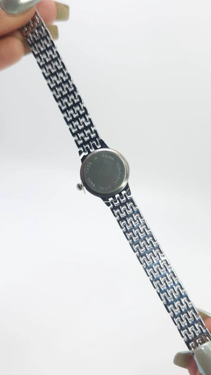 ساعت مچی زنانه مجلسی EHHE نگین‌دار با موتور کوارتز