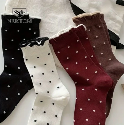 جوراب ساق‌دار خال‌خال 1339