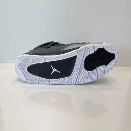 کتانی مردانه و زنانه نایک جردن Jordan 4 کیفیت مستر مشکی