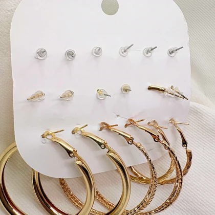 پک 9 جفتی گوشواره طلایی مدل «جامع» | ترکیبی از میخی، حلقه‌ای و فانتزی (اقتصادی)