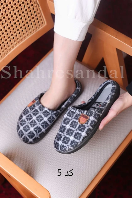 پاپوش جلو بسته زنانه کد 8009