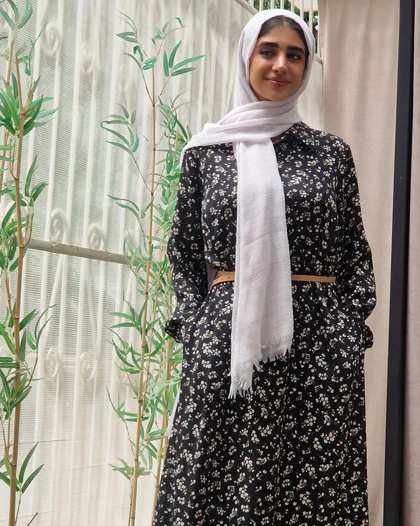 پیراهن سامینا طرح مشکی گل ریز