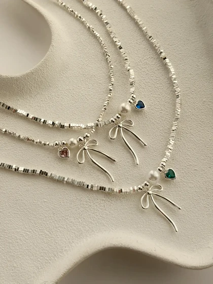 گردنبندهای پاپیونی