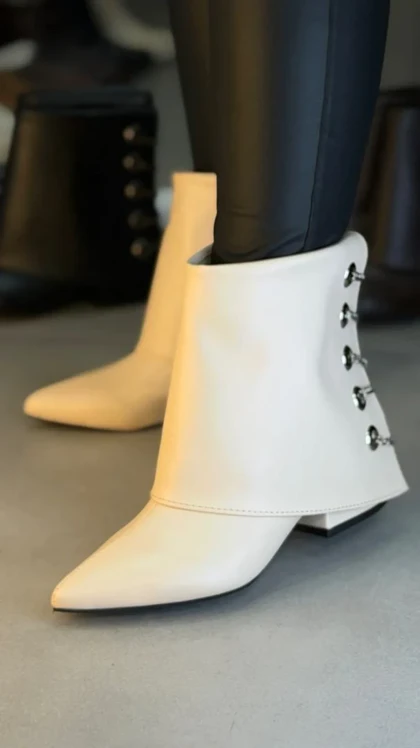 703 - نیم بوت پشت زنجیری 703