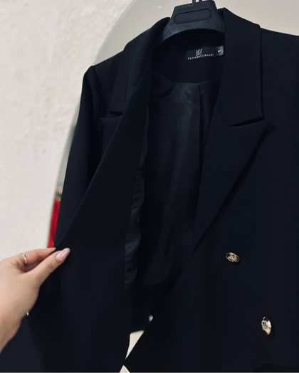 کراپ balenciaga 381