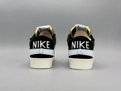 کتانی نایکی بلیزر لو 77 جامبو مشکی سفید/Nike Blazer low 77 Jumbo